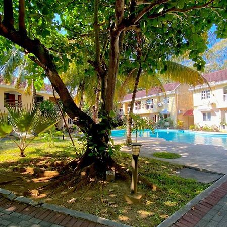 2 Bedroom Apartment 250 Meters From The Beach بوست لافايِت المظهر الخارجي الصورة